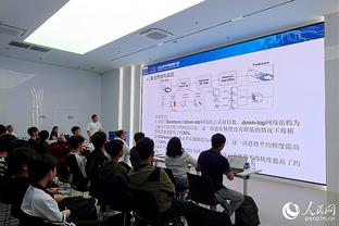 六台记者：维拉700万欧+300万欧报价阿库尼亚，被塞维利亚拒绝